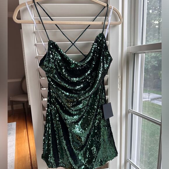 Lulu’s Mini Sequin Green Dress Cowl Neck Size Small New - Picture 1 of 6